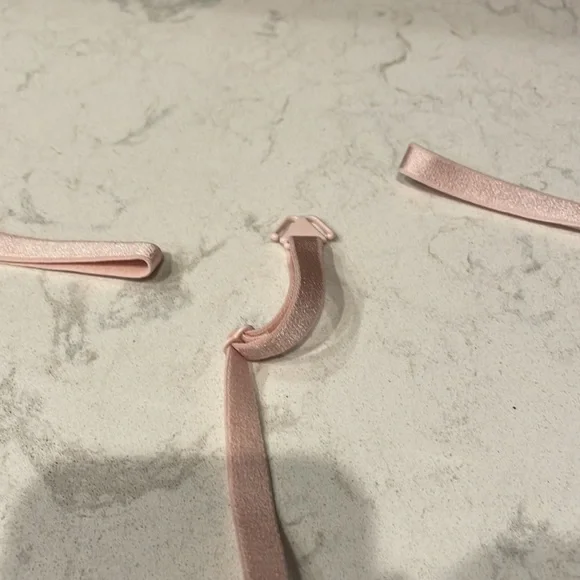 Victorias Secret PINK Convertible Racerback Bra - Picture 5 of 5